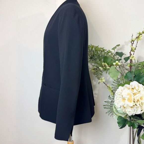 Halston Black Open Front Blazer Jacket | Size 8 | Longline Minimalist - Picture 4 of 11